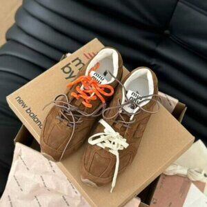 Miu Miu x New Balance 530 SL Sneakers